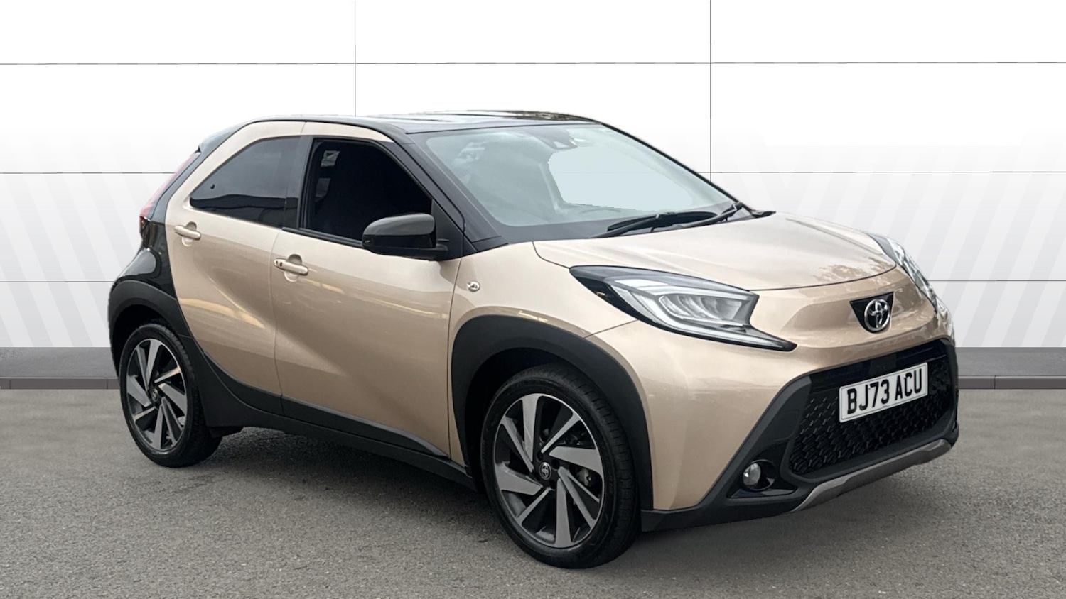 Used Toyota Aygo X 2023 for sale - 76464355: Photo 1