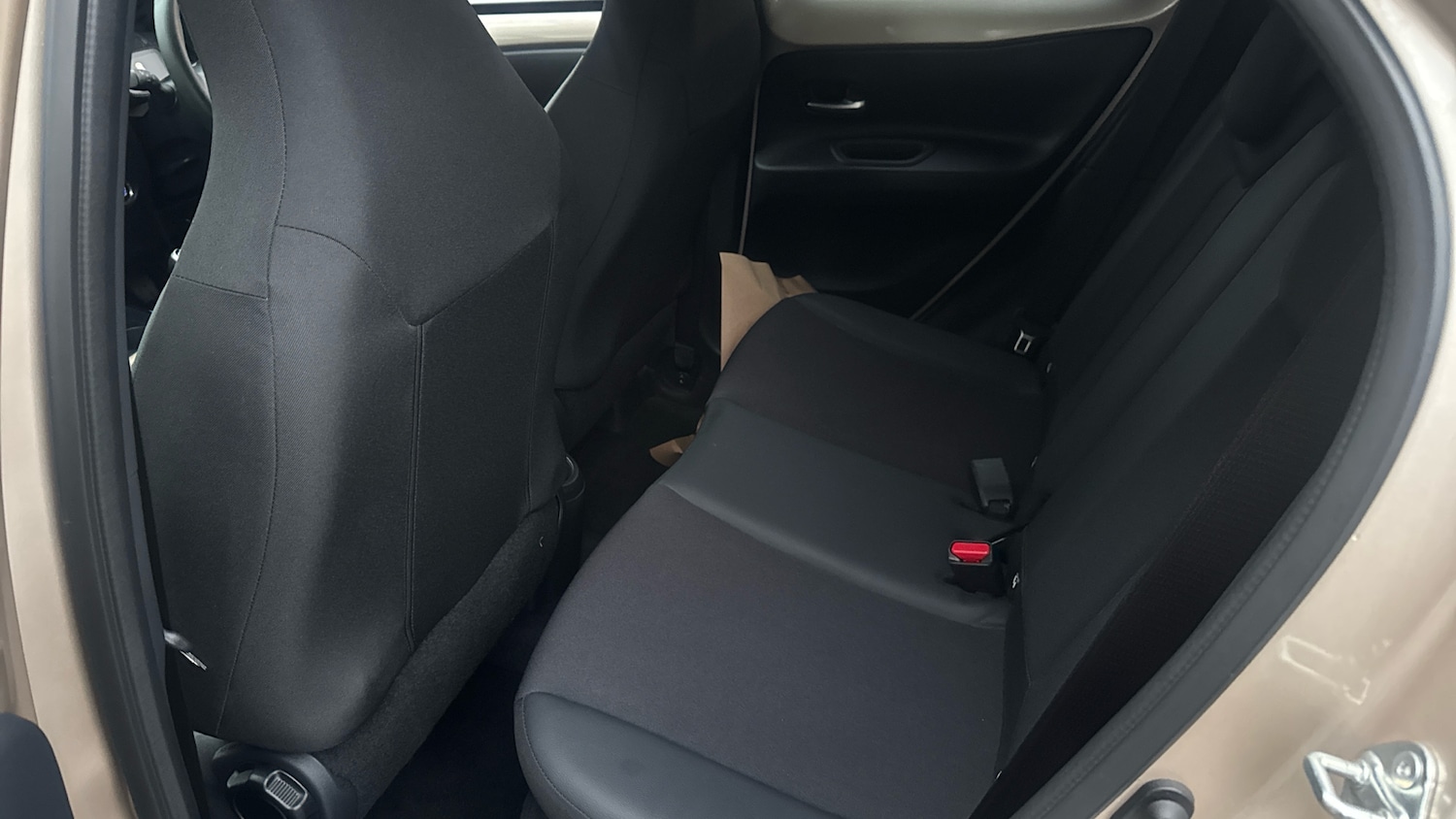 Used Toyota Aygo X 2023 for sale - 76464355: Photo 16