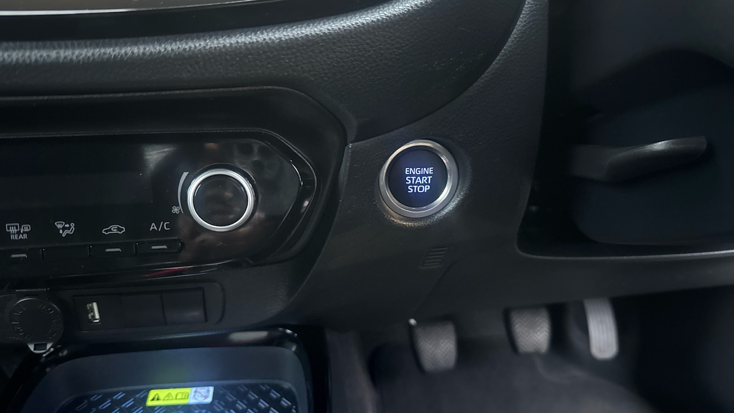 Used Toyota Aygo X 2023 for sale - 76464355: Photo 55