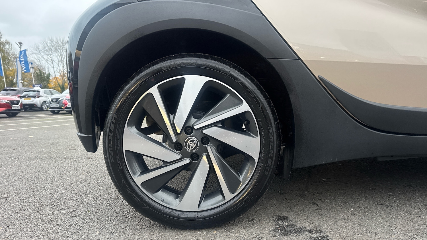 Used Toyota Aygo X 2023 for sale - 76464355: Photo 7