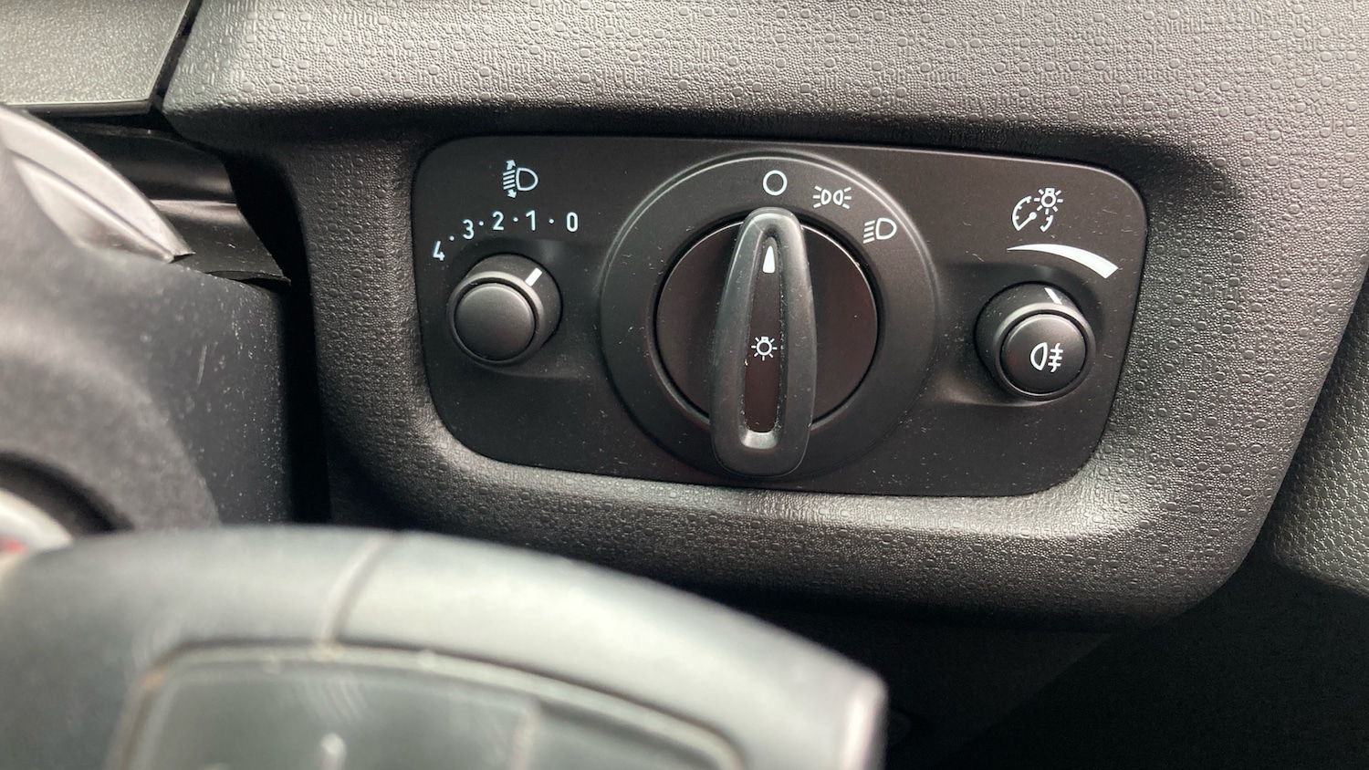 Used Ford Fiesta 2014 for sale - 77651053: Photo 33