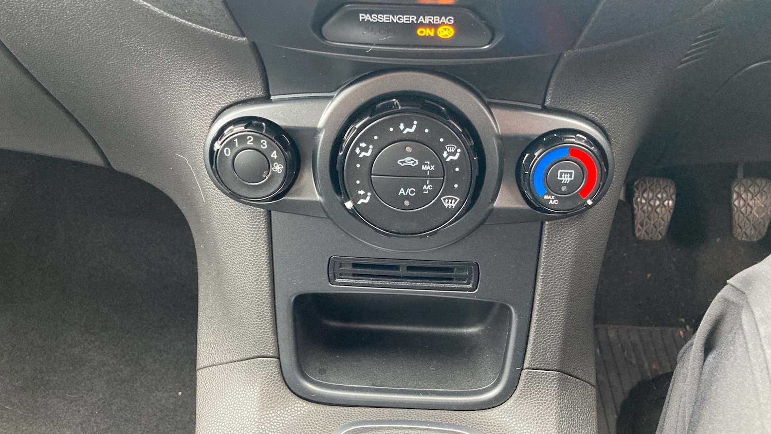 Used Ford Fiesta 2014 for sale - 77651053: Photo 35