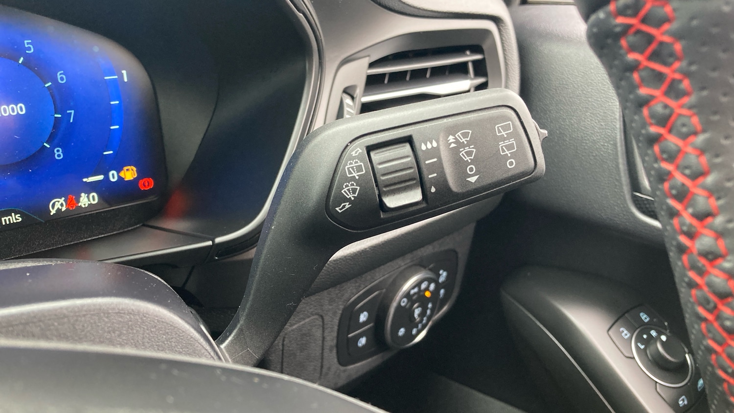 Used Ford Focus 2023 for sale - 78010953: Photo 38