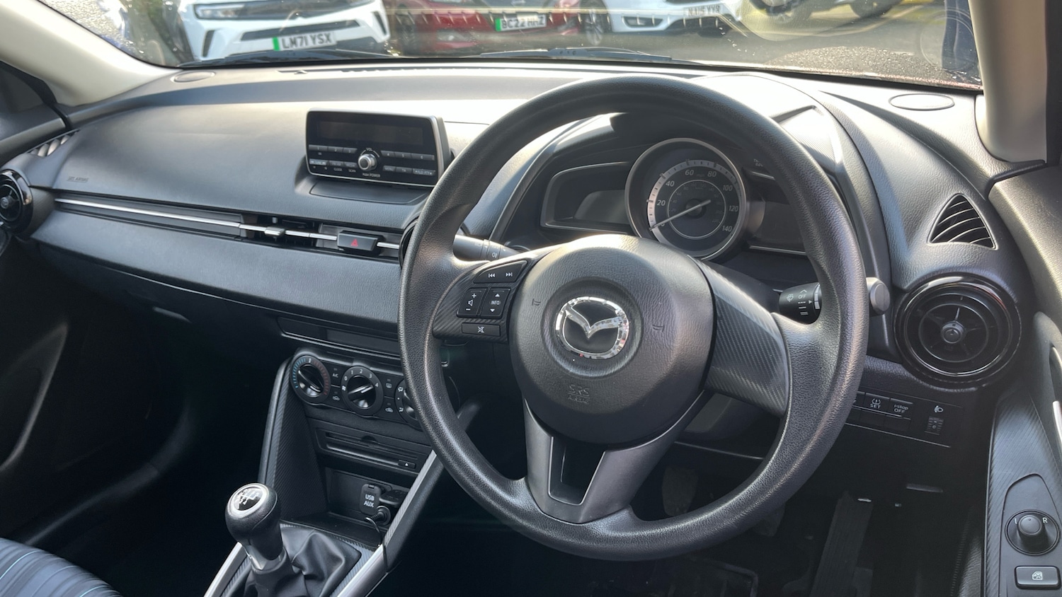 Used Mazda Mazda2 2016 for sale - 77639992: Photo 11