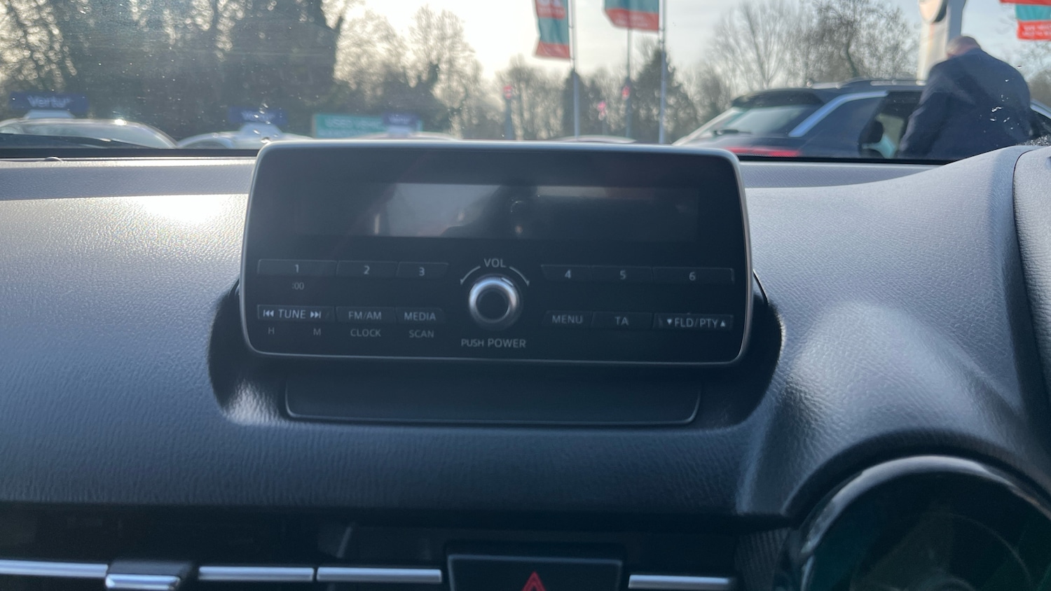 Used Mazda Mazda2 2016 for sale - 77639992: Photo 12