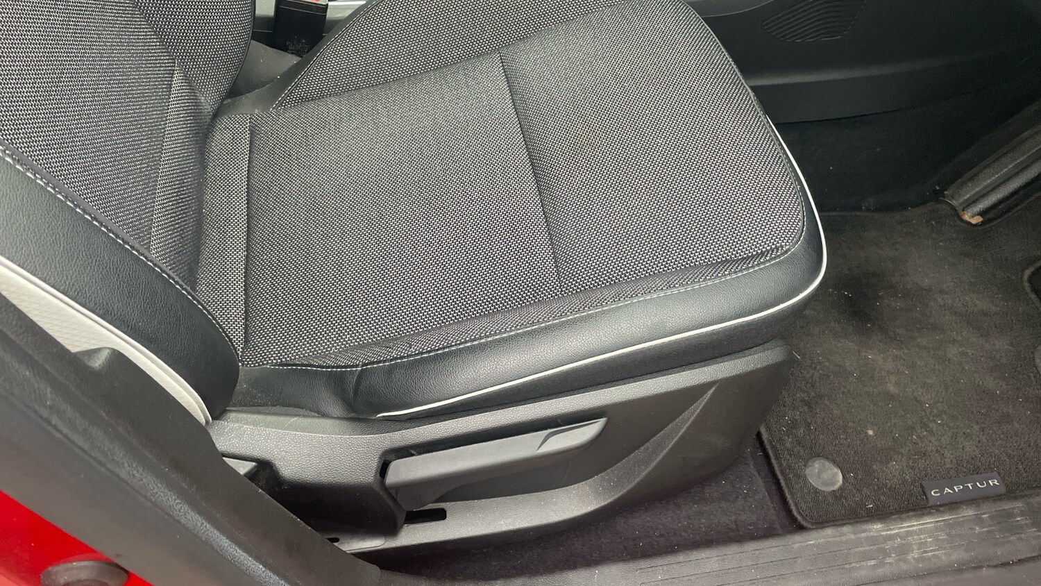 Used Renault Captur 2022 for sale - 77375769: Photo 33