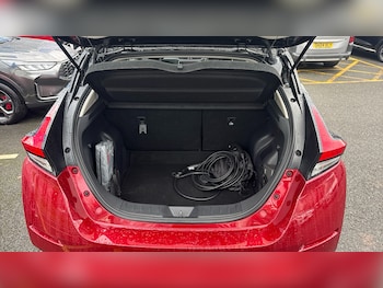 Used Nissan Leaf 2022 for sale - 77128090: Photo