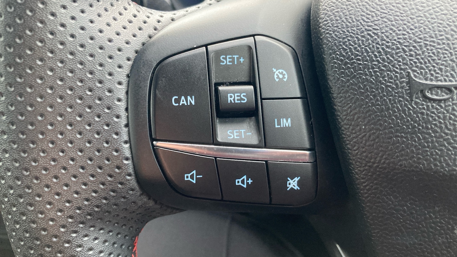 Used Ford Puma 2023 for sale - 77135656: Photo 30