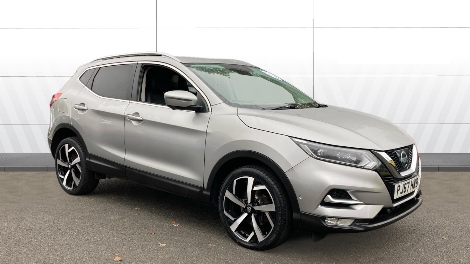 Used Nissan Qashqai 2017 for sale - 76253137: Photo 1