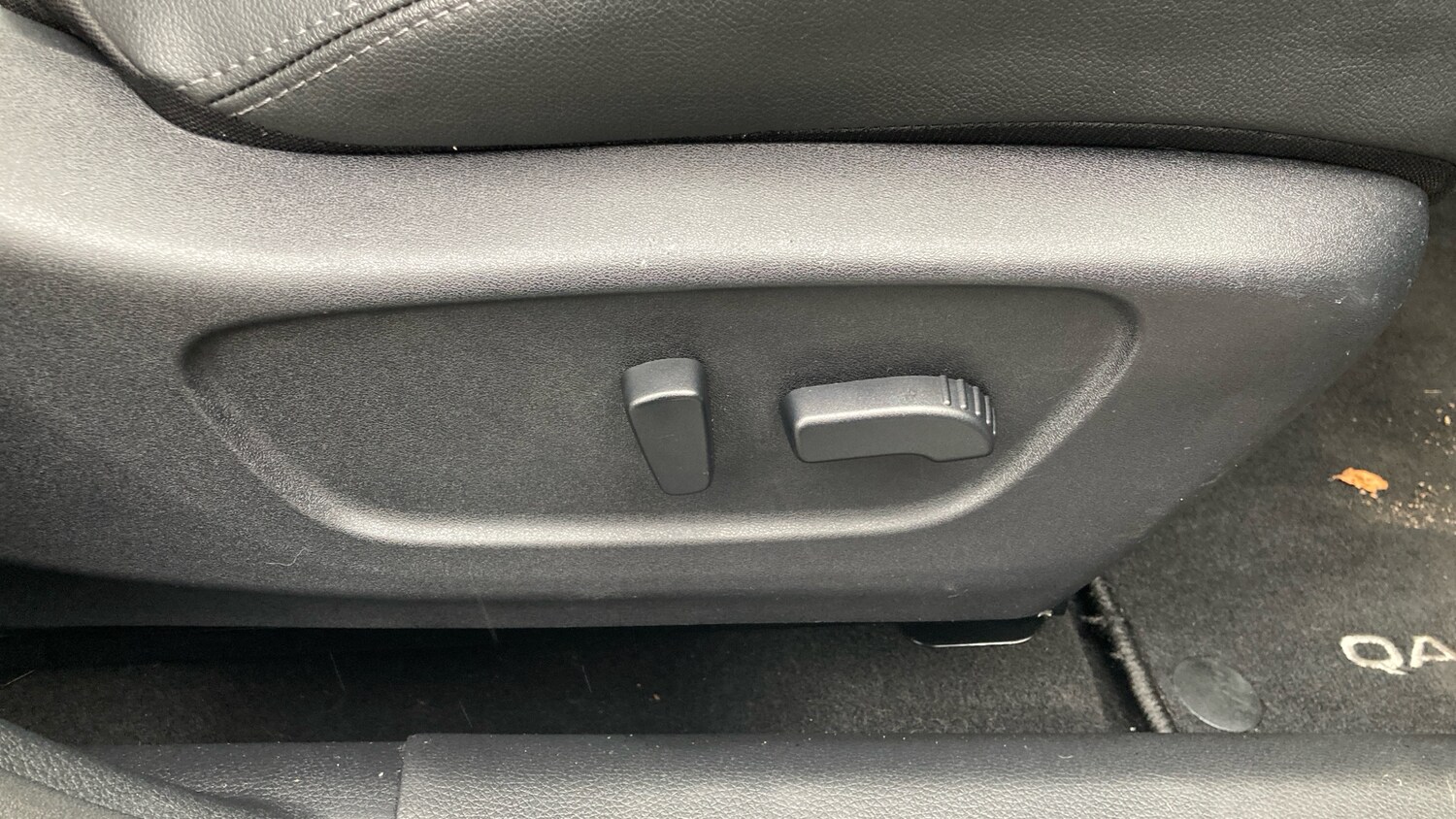 Used Nissan Qashqai 2017 for sale - 76253137: Photo 35