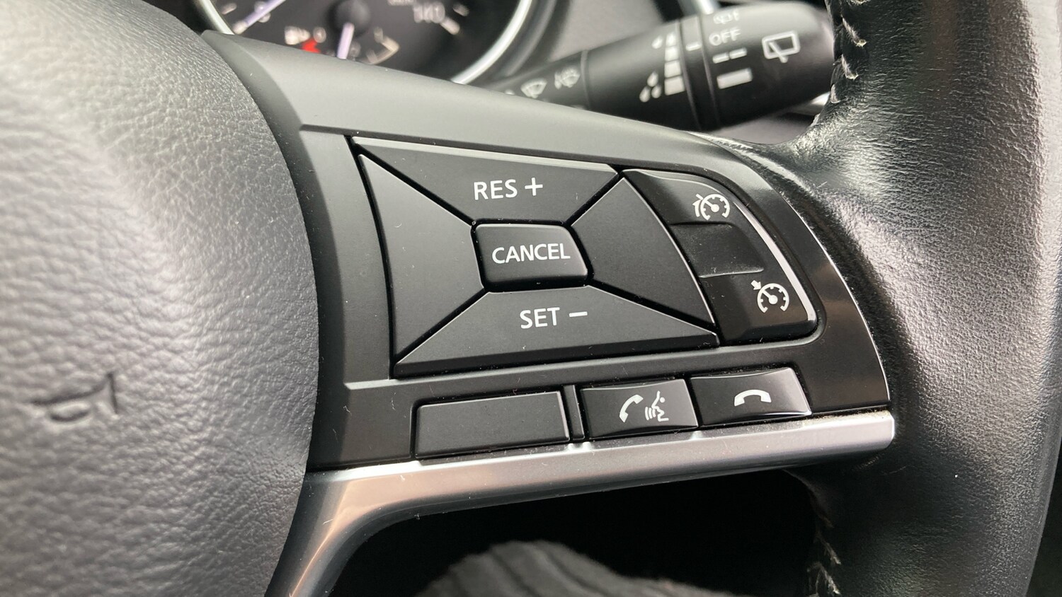 Used Nissan Qashqai 2017 for sale - 76253137: Photo 38