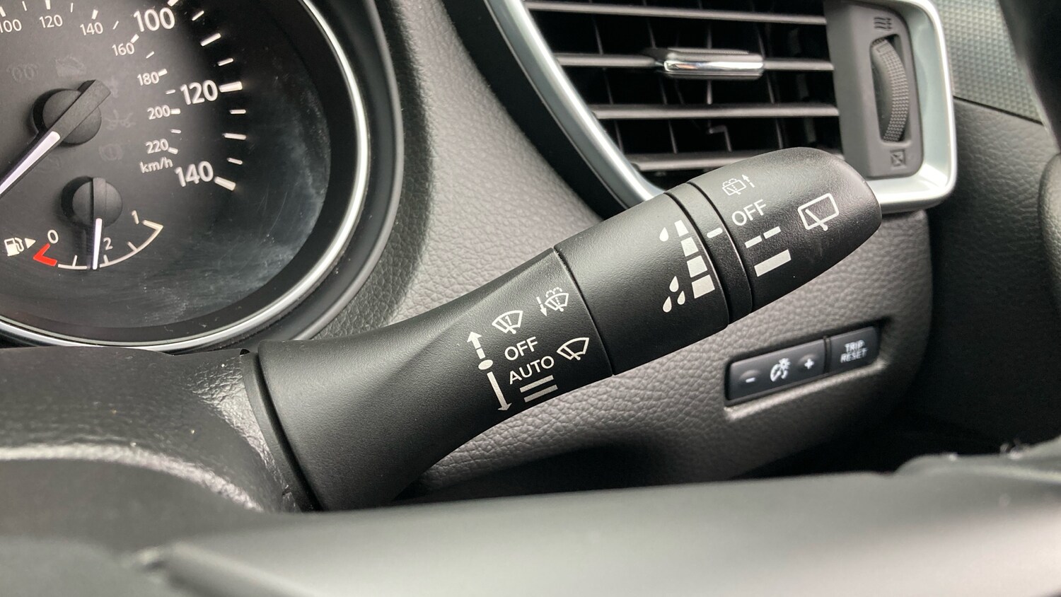 Used Nissan Qashqai 2017 for sale - 76253137: Photo 39