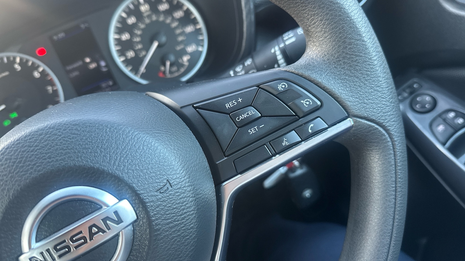 Used Nissan Juke 2020 for sale - 76777937: Photo 40