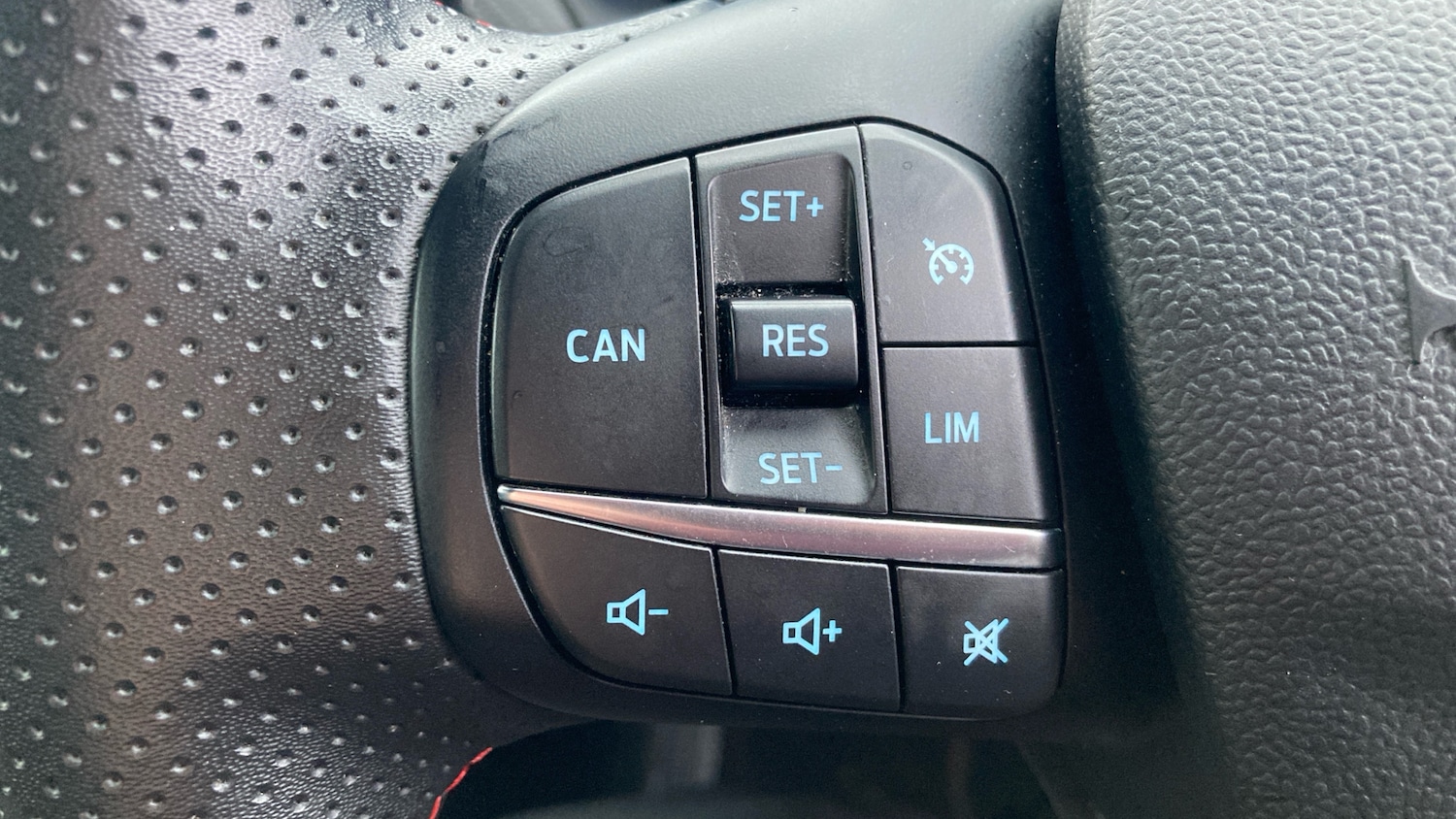 Used Ford Puma 2020 for sale - 77431601: Photo 35