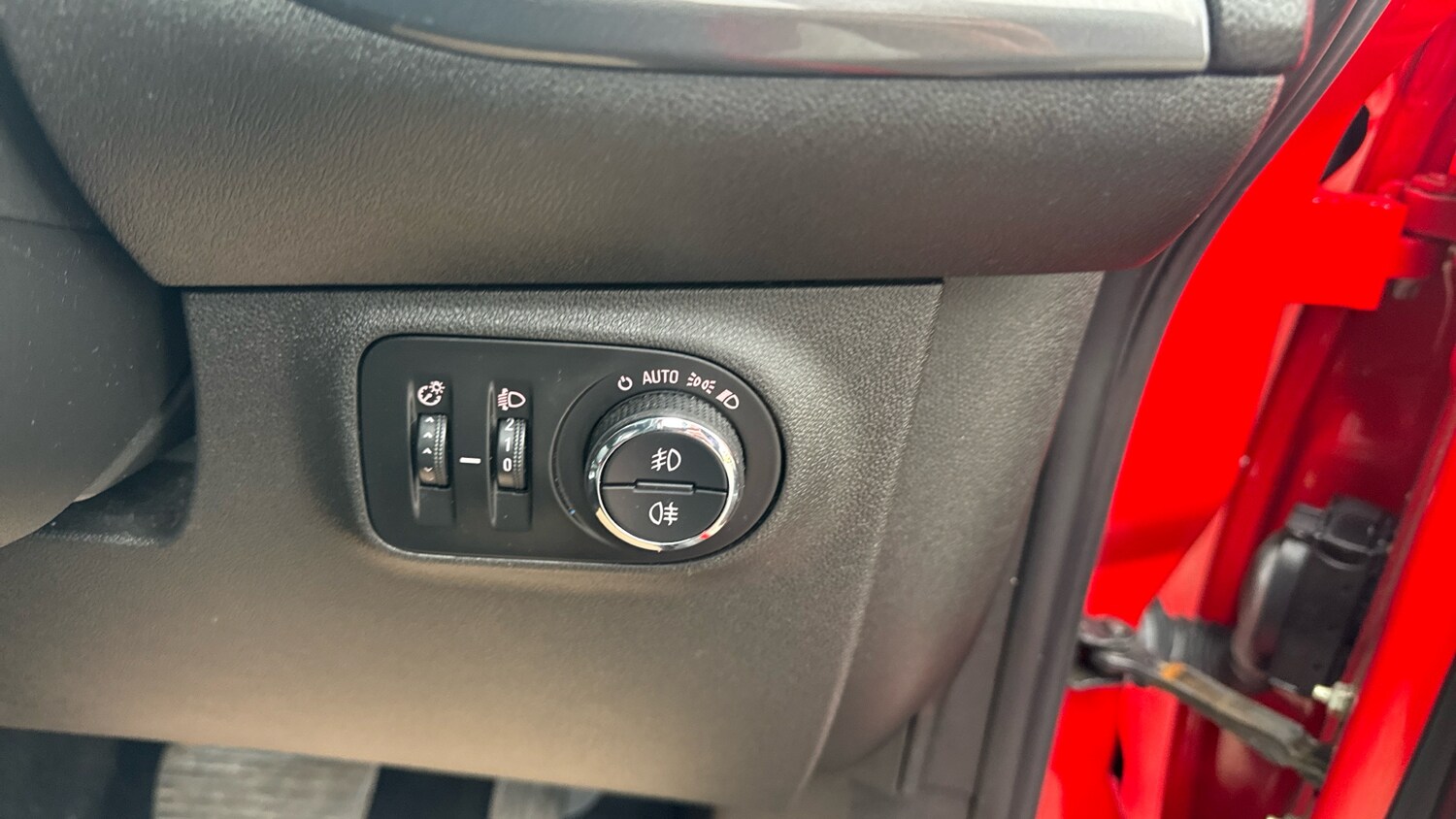 Used Vauxhall Corsa 2018 for sale - 77742482: Photo 32