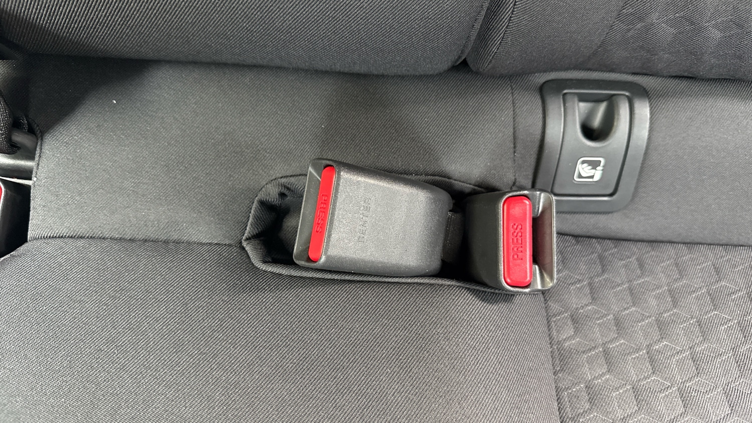 Used Toyota Yaris 2022 for sale - 76413236: Photo 17