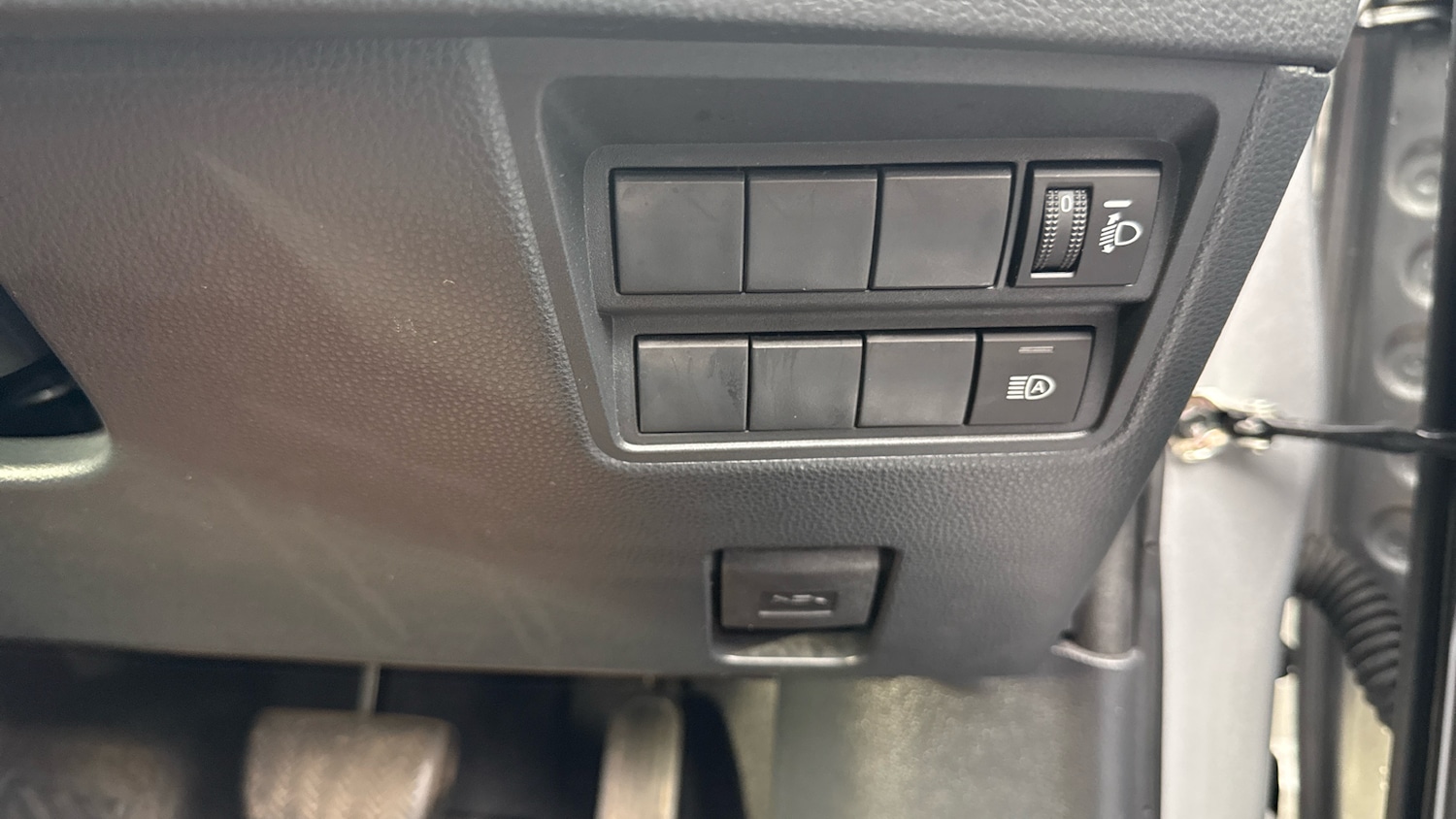 Used Toyota Yaris 2022 for sale - 76413236: Photo 24