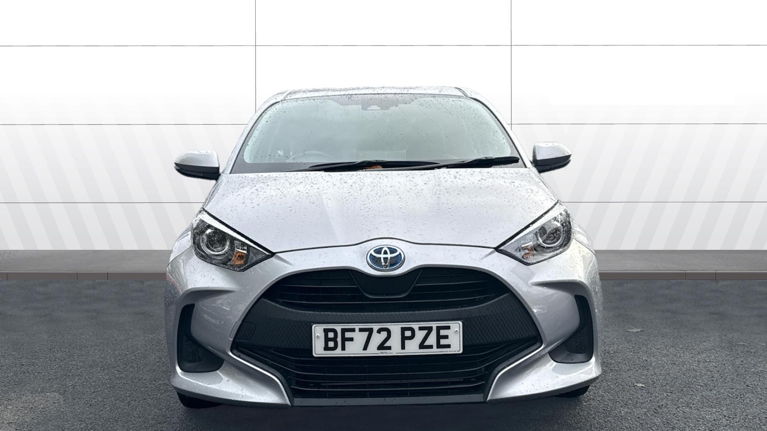 Used Toyota Yaris 2022 for sale - 76413236: Photo 3