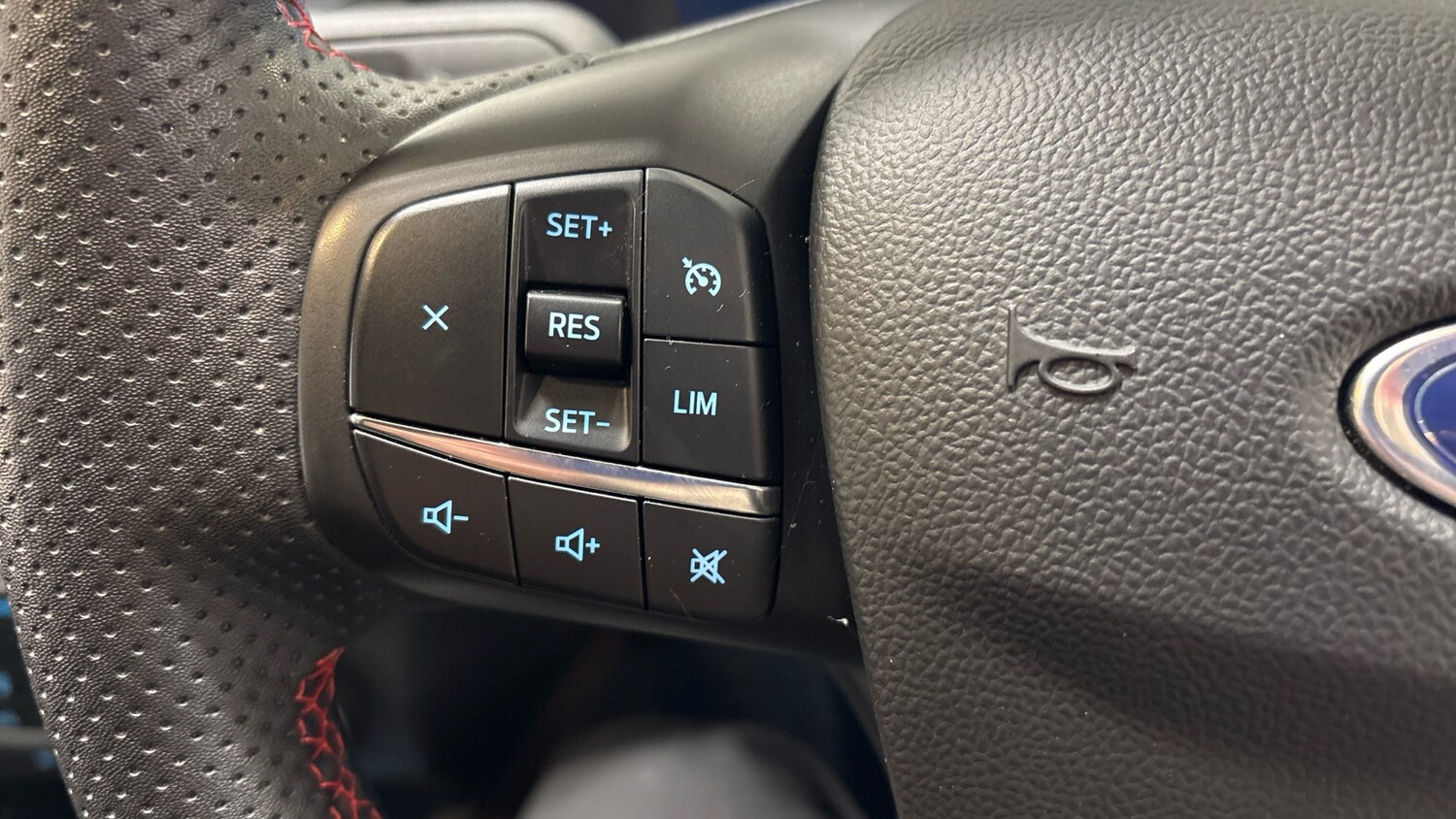 Used Ford Kuga 2023 for sale - 77998255: Photo 38