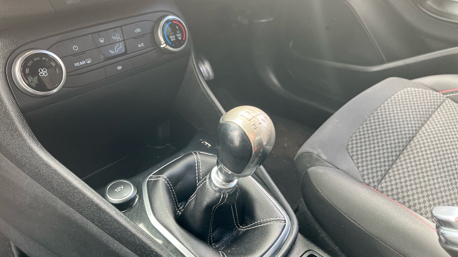 Used Ford Fiesta 2017 for sale - 77844560: Photo 13