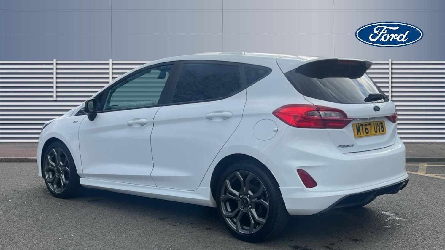 Used Ford Fiesta 2017 for sale - 77844560: Photo 2