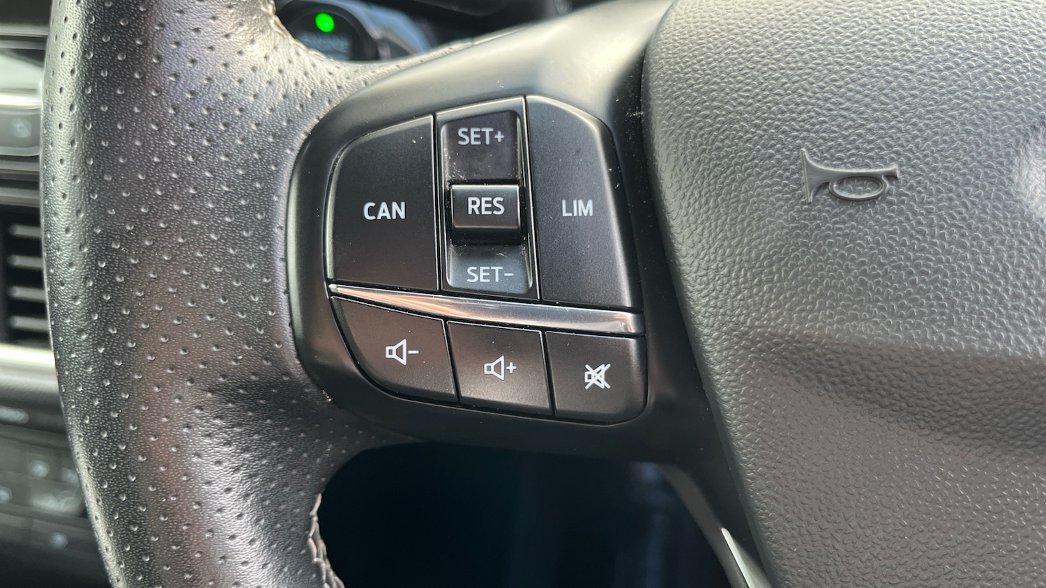 Used Ford Fiesta 2017 for sale - 77844560: Photo 25