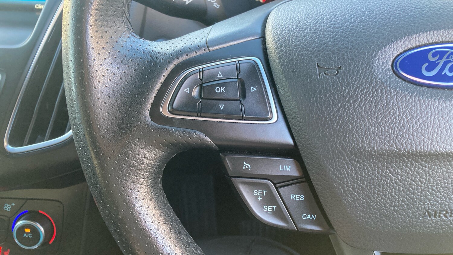 Used Ford Focus 2016 for sale - 76777938: Photo 41