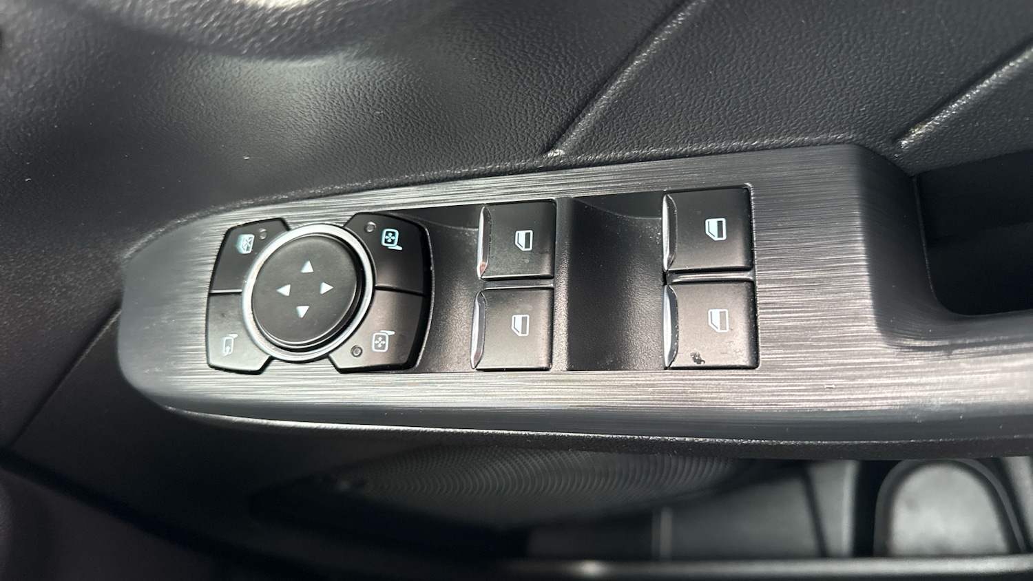 Used Ford Kuga 2025 for sale - 76853400: Photo 31