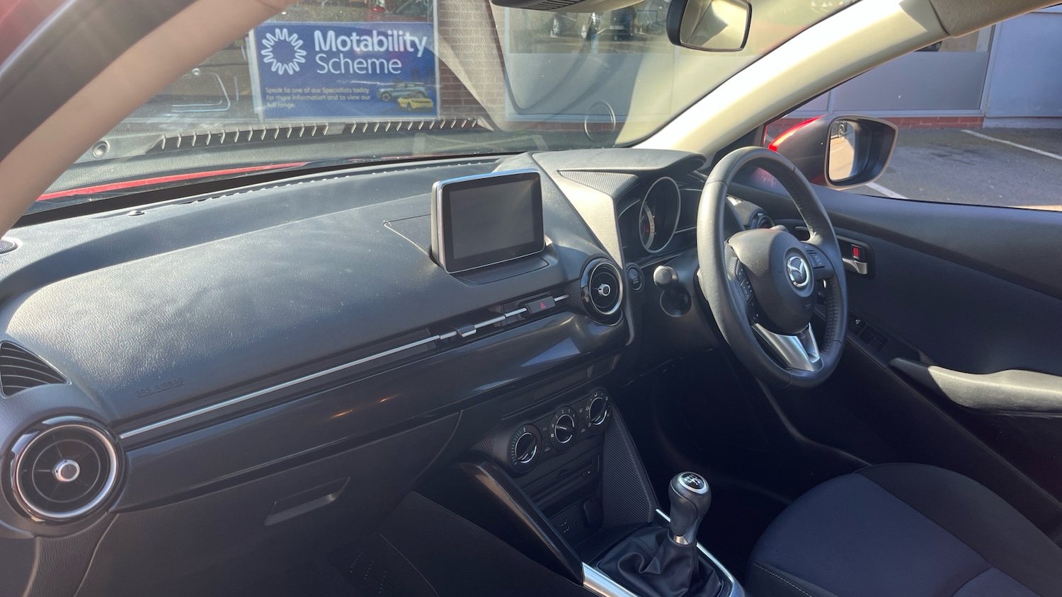 Used Mazda Mazda2 2017 for sale - 77968513: Photo 9