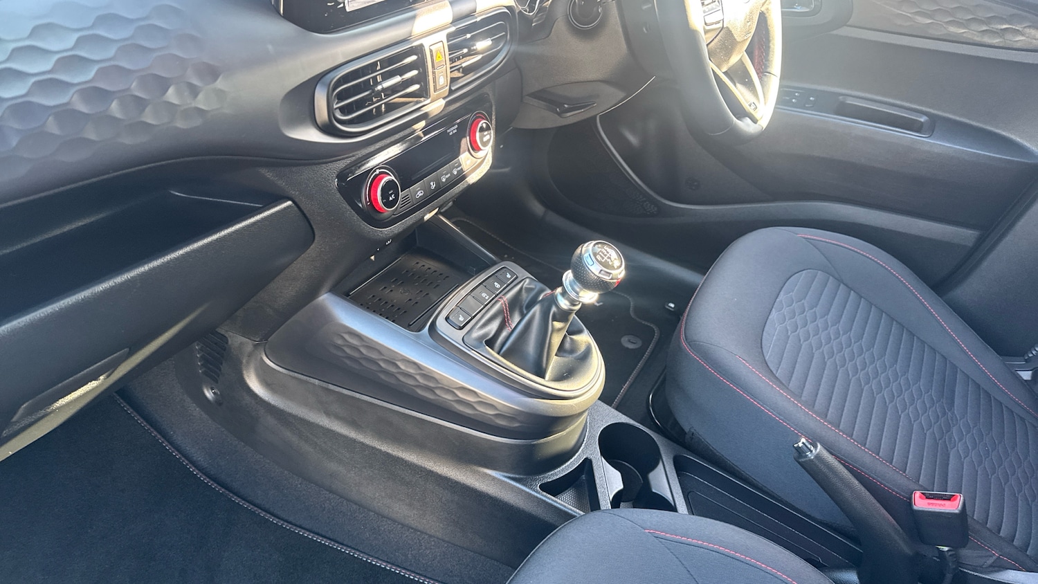 Used Hyundai i10 2023 for sale - 77963078: Photo 13