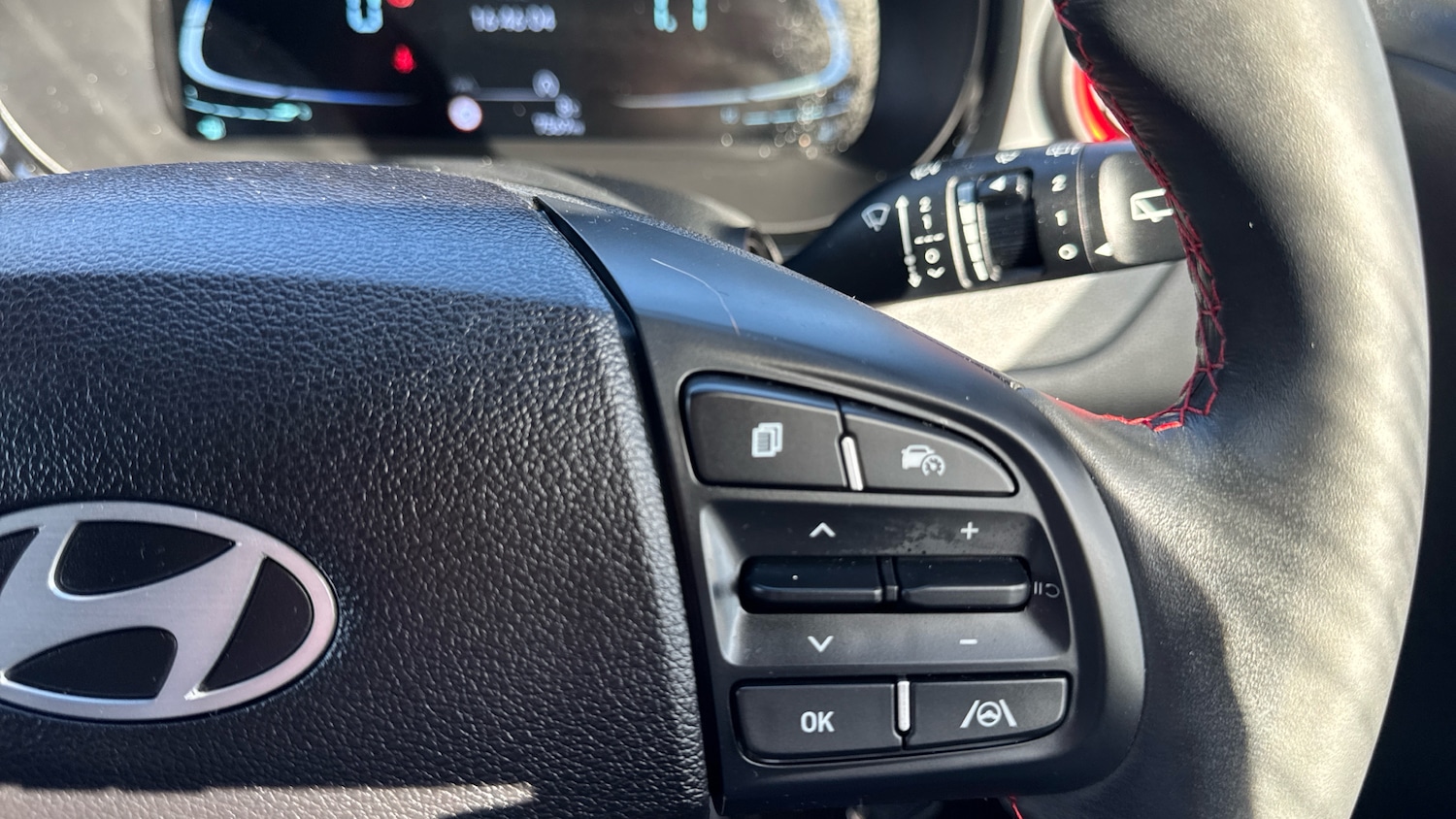 Used Hyundai i10 2023 for sale - 77963078: Photo 35