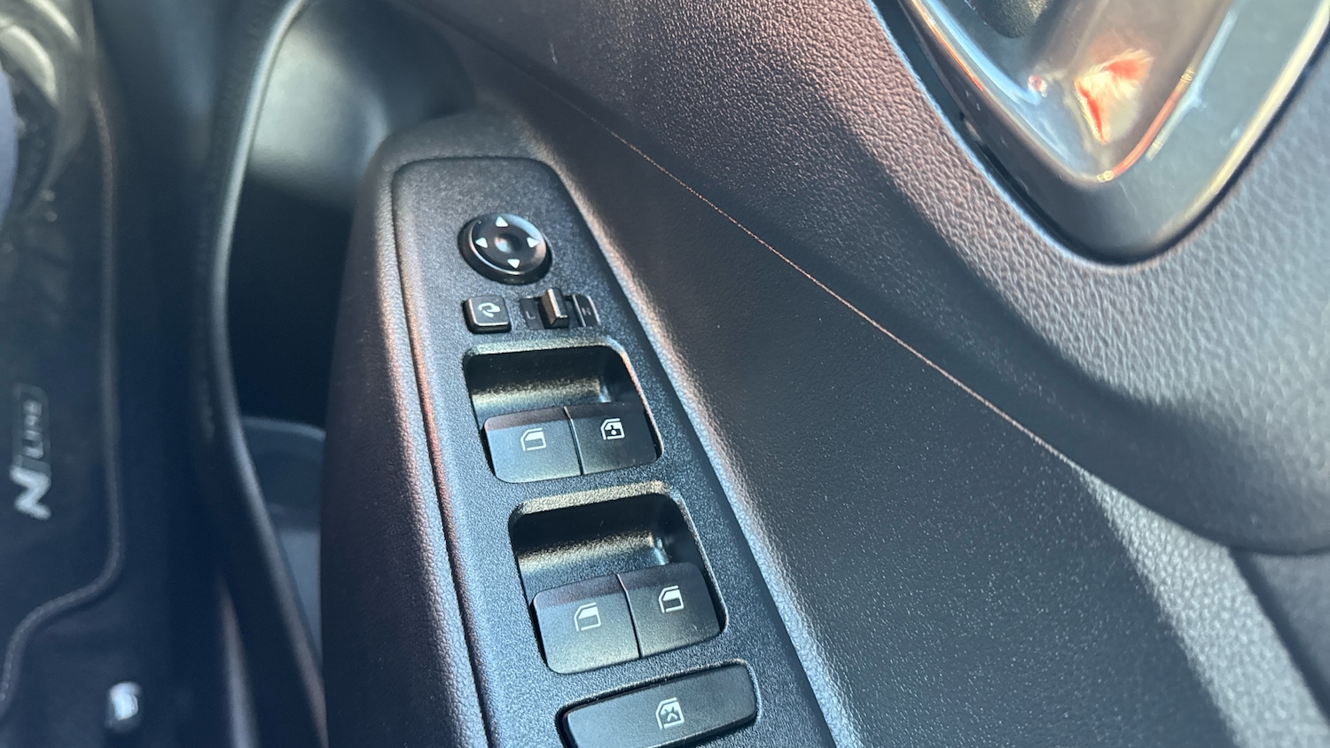 Used Hyundai i10 2023 for sale - 77963078: Photo 38