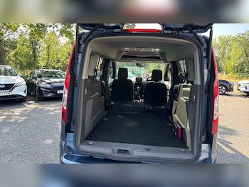 Used Ford Tourneo Connect 2019 for sale - 79365011: Photo