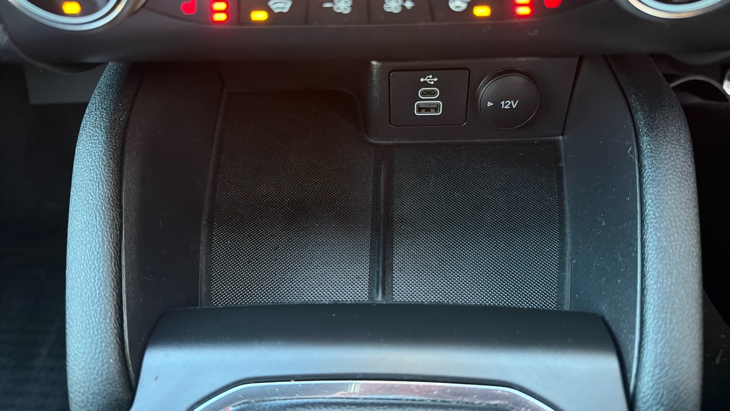 Used Ford Kuga 2022 for sale - 77004233: Photo 32