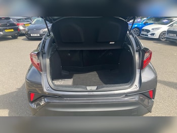 Used Toyota C-HR 2020 for sale - 75582212: Photo