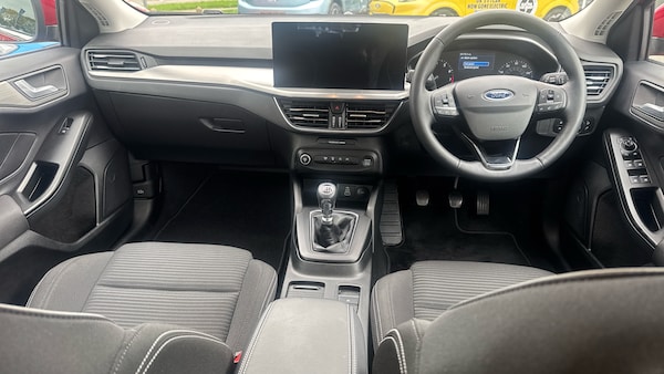Used Ford Focus 2023 for sale - 76232282: Photo 10