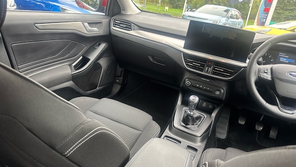 Used Ford Focus 2023 for sale - 76232282: Photo 14