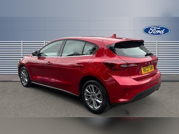 Used Ford Focus 2023 for sale - 76232282: Photo 2