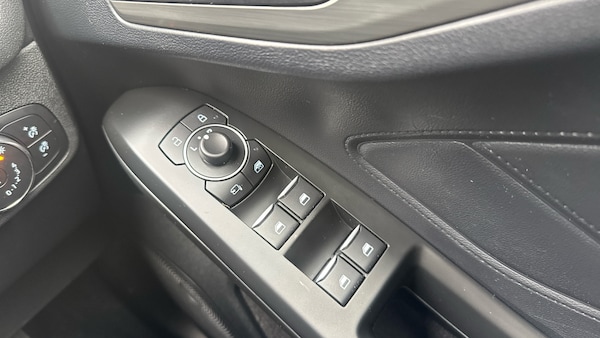Used Ford Focus 2023 for sale - 76232282: Photo 33