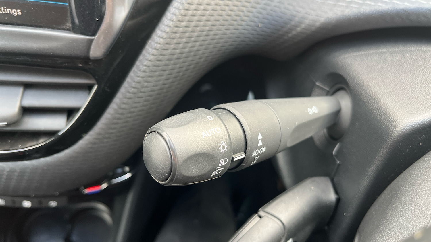 Used Peugeot 2008 2019 for sale - 76718818: Photo 26