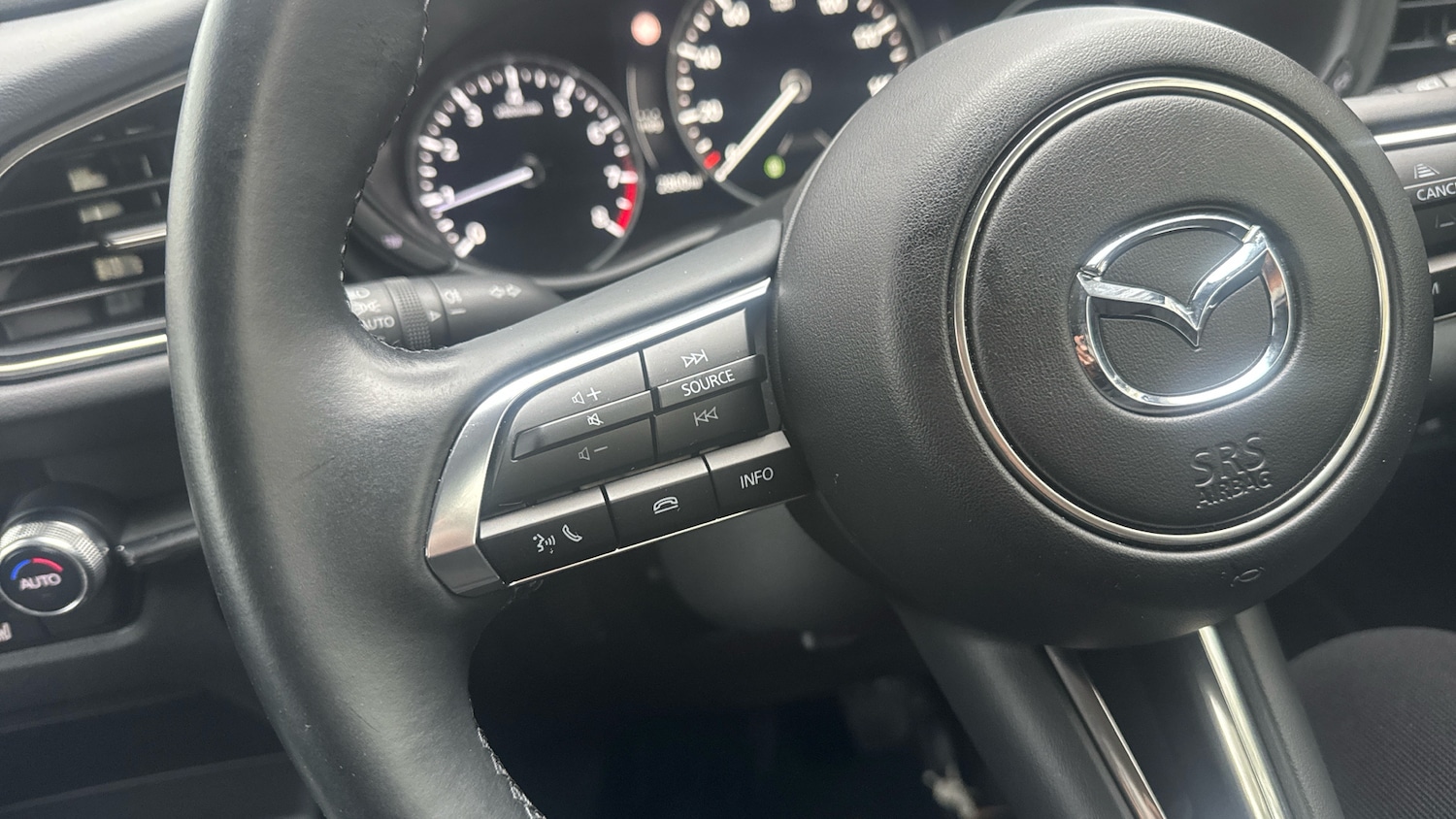 Used Mazda CX-30 2024 for sale - 76319968: Photo 31