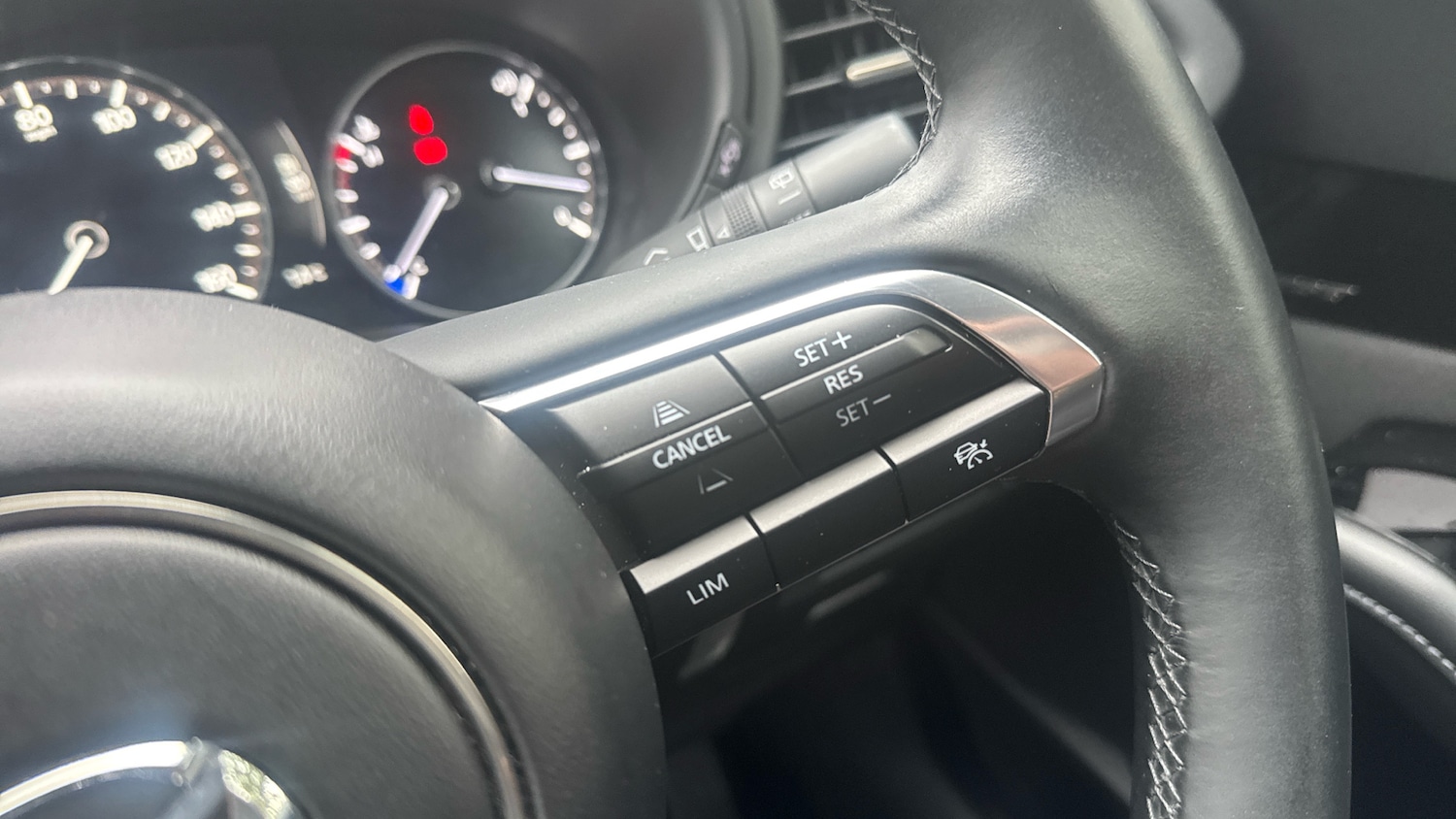 Used Mazda CX-30 2024 for sale - 76319968: Photo 32