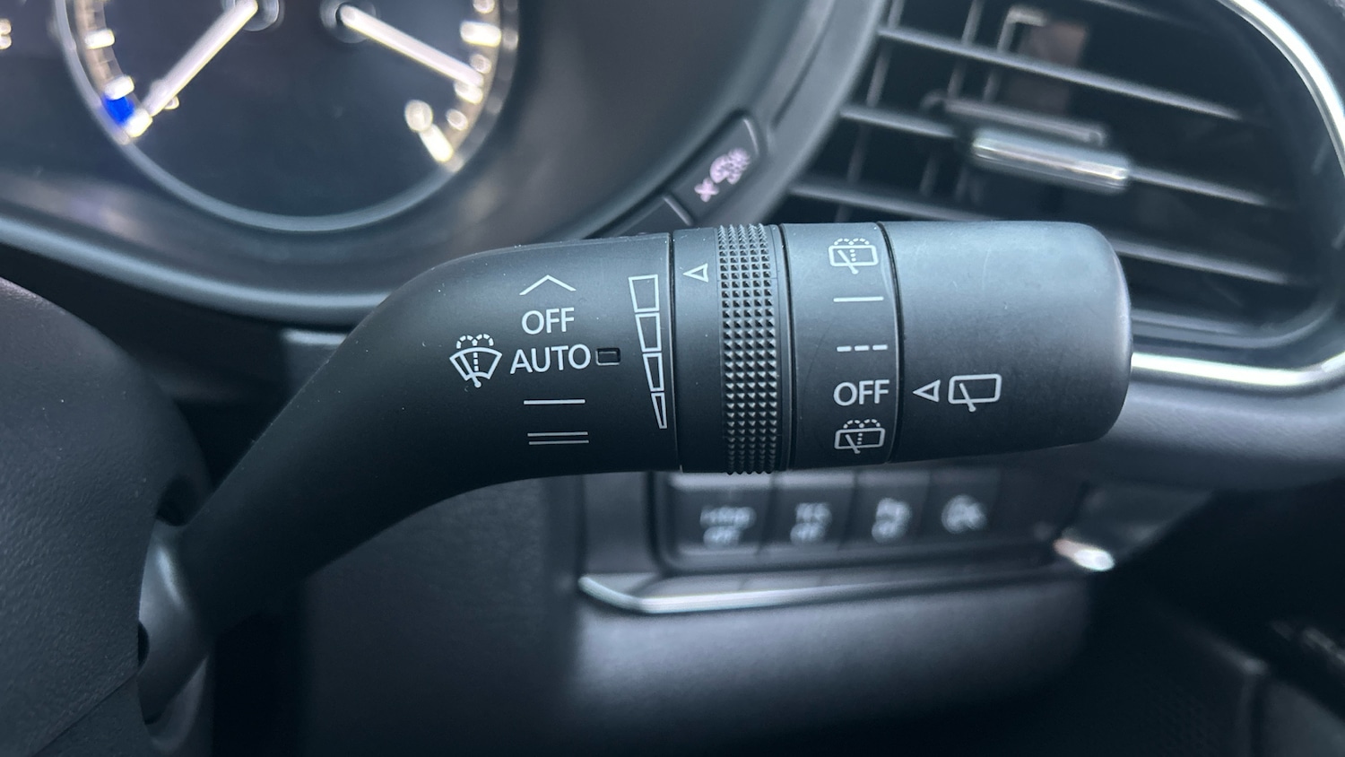 Used Mazda CX-30 2023 for sale - 76707134: Photo 34