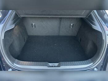 Used Mazda CX-30 2023 for sale - 76707134: Photo