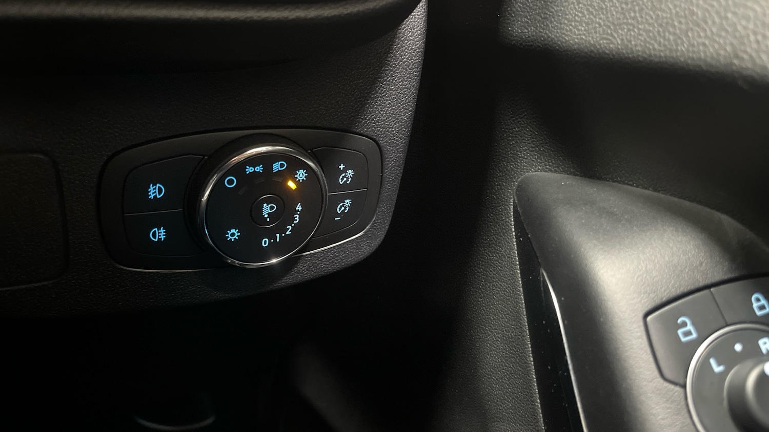 Used Ford Puma 2023 for sale - 77125629: Photo 24