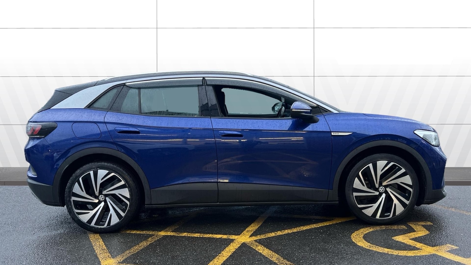 Used Volkswagen ID.4 2021 for sale - 77282396: Photo 5