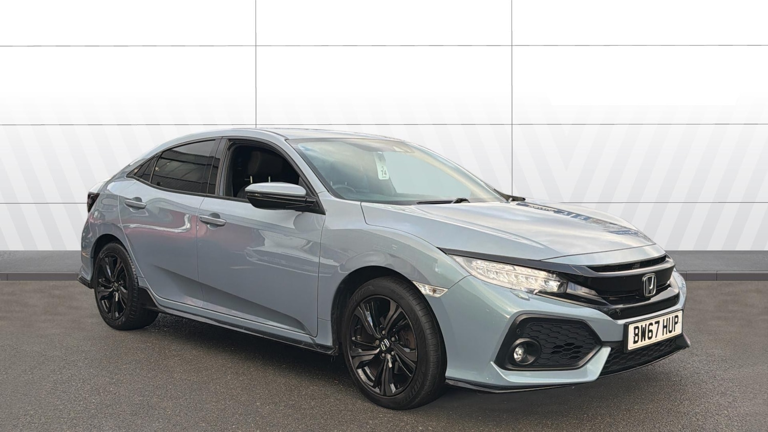 Used Honda Civic 2018 for sale - 77135660: Photo 1