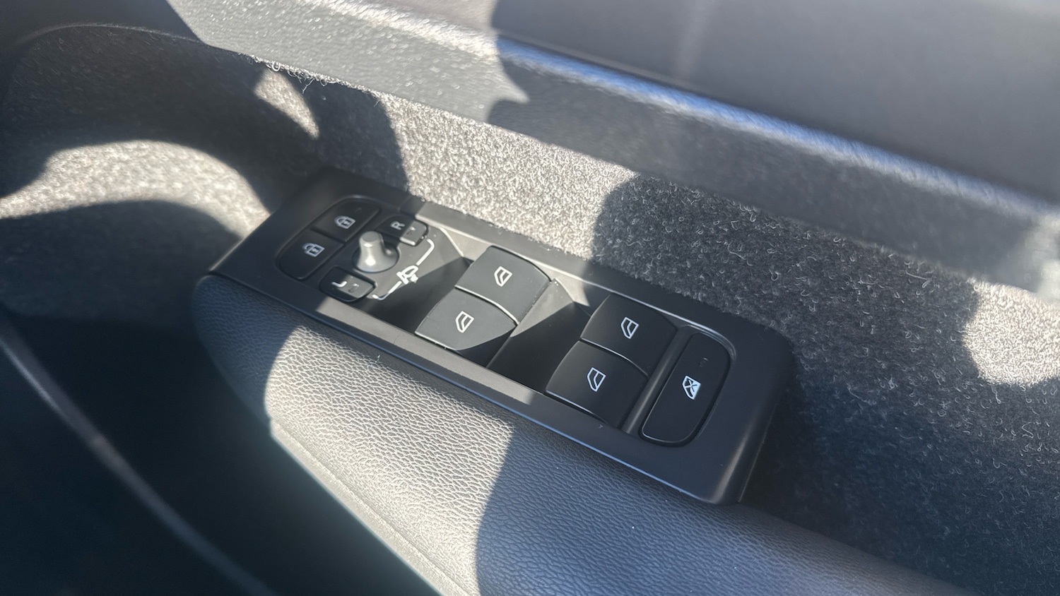 Used Volvo XC40 2020 for sale - 76707160: Photo 23