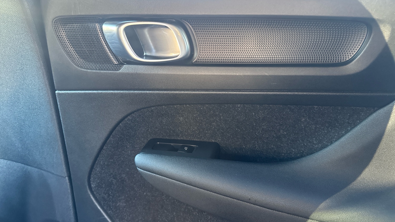 Used Volvo XC40 2020 for sale - 76707160: Photo 32