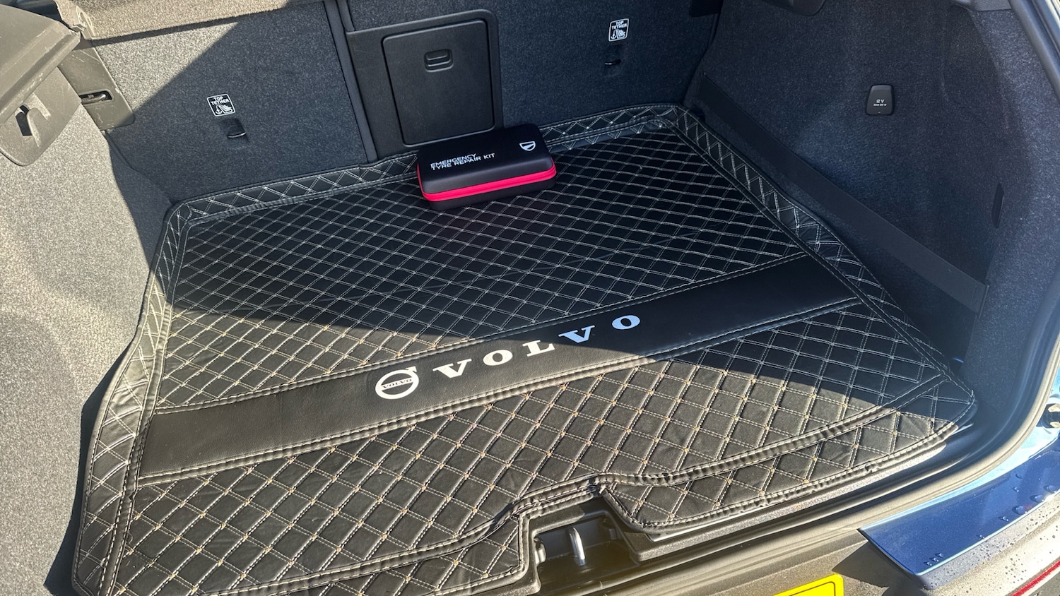 Used Volvo XC40 2020 for sale - 76707160: Photo 39